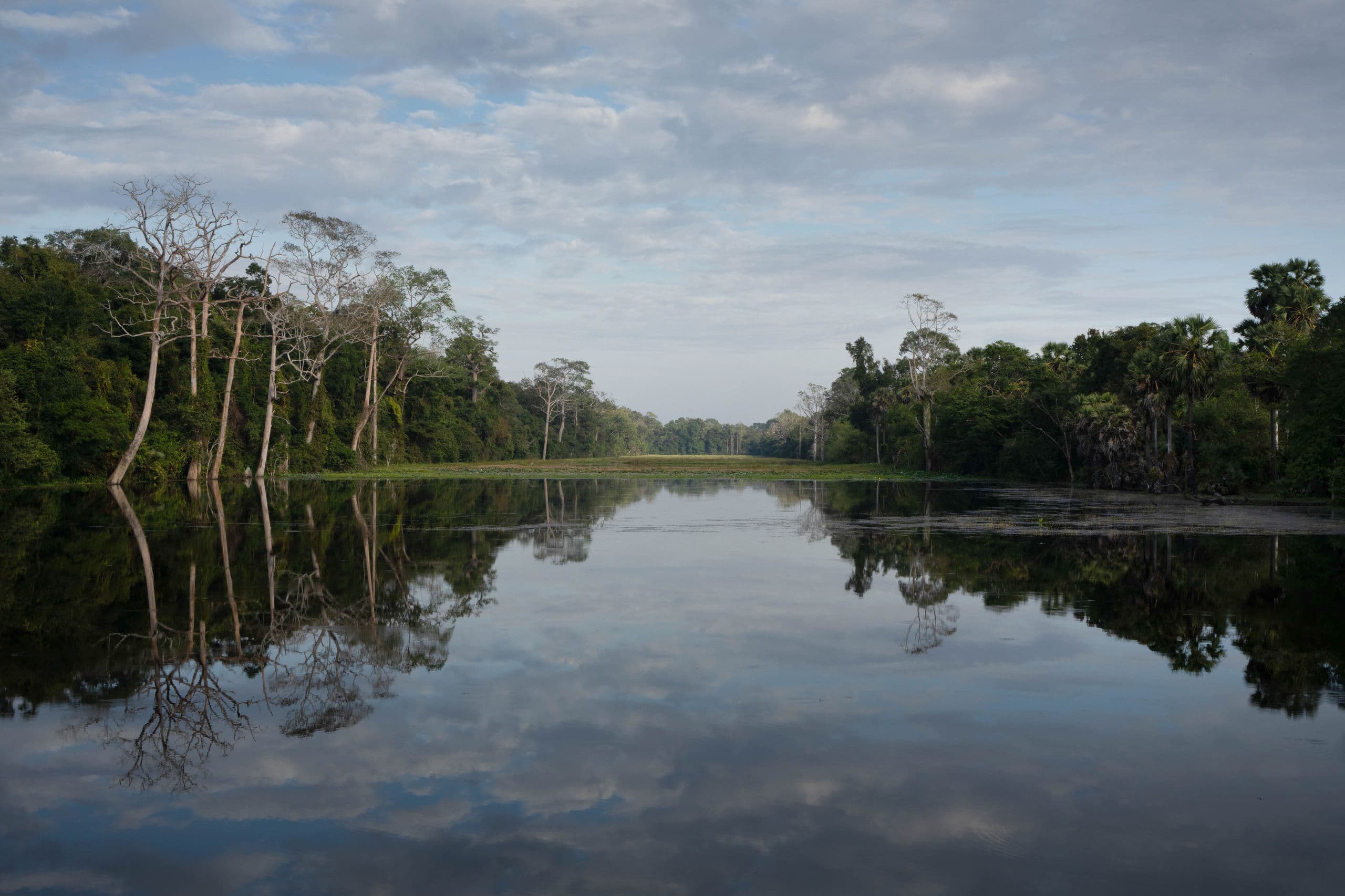 Vietnam and Cambodia — Lake bright